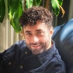 Nelian Kar, tarologue au centre Anima à Paris