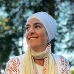 Har Atma Kaur – Enseignante et formatrice de Yoga Kundalini